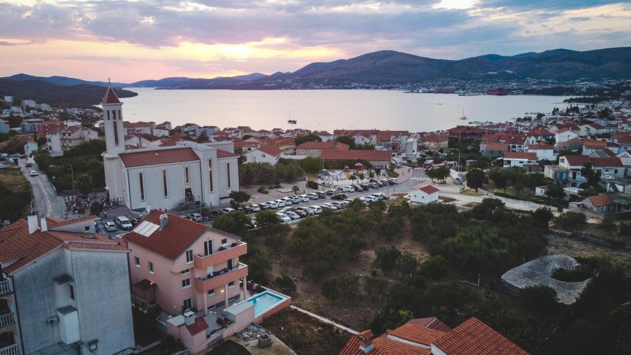 Apartment Juric トロギール エクステリア 写真
