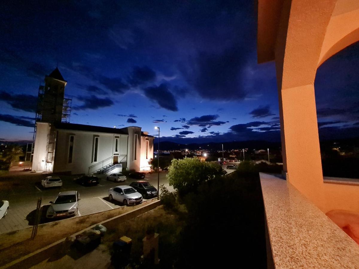 Apartment Juric トロギール エクステリア 写真