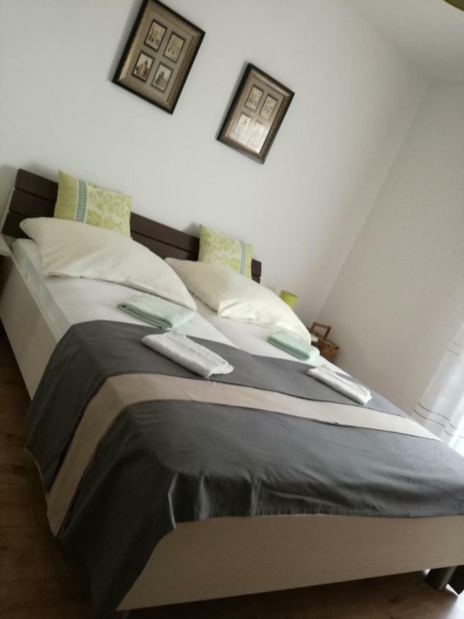 Apartment Juric トロギール エクステリア 写真